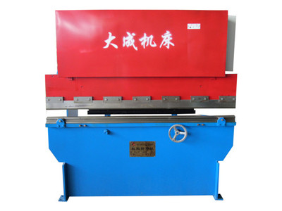 河南折彎?rùn)C(jī)生產(chǎn)廠(chǎng)家 大成切割機(jī)械產(chǎn)品實(shí)力解析